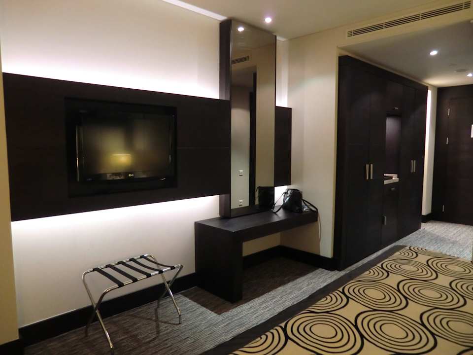 Integrierter Fernseher, Blick zum Eingang Xanadu Snow White Hotel