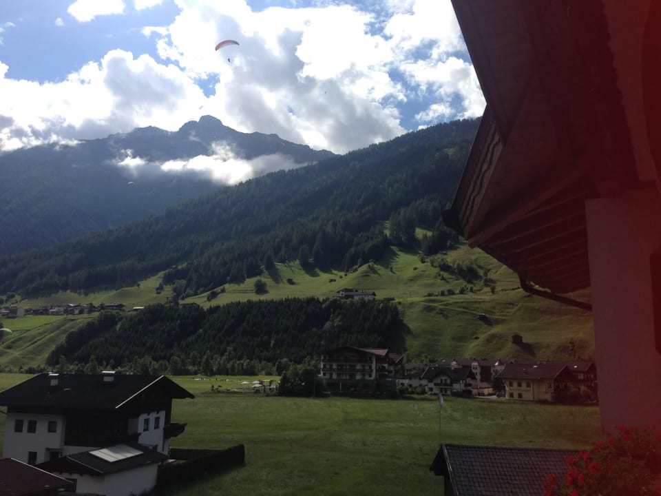Ausblick Zimmer Serlesblick Hotel Der Stubaierhof Neustift