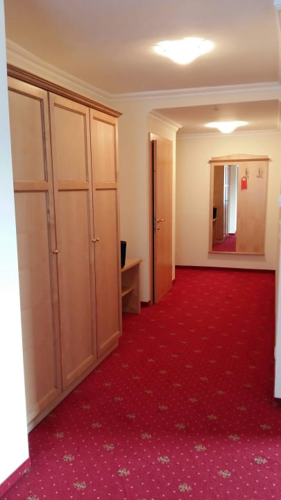 Kasten AKTIVHOTEL Weisser Hirsch