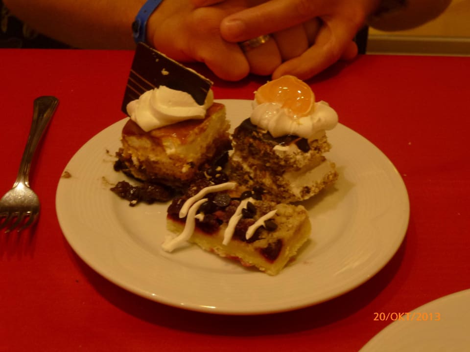 Dessert Seamelia Beach Resort