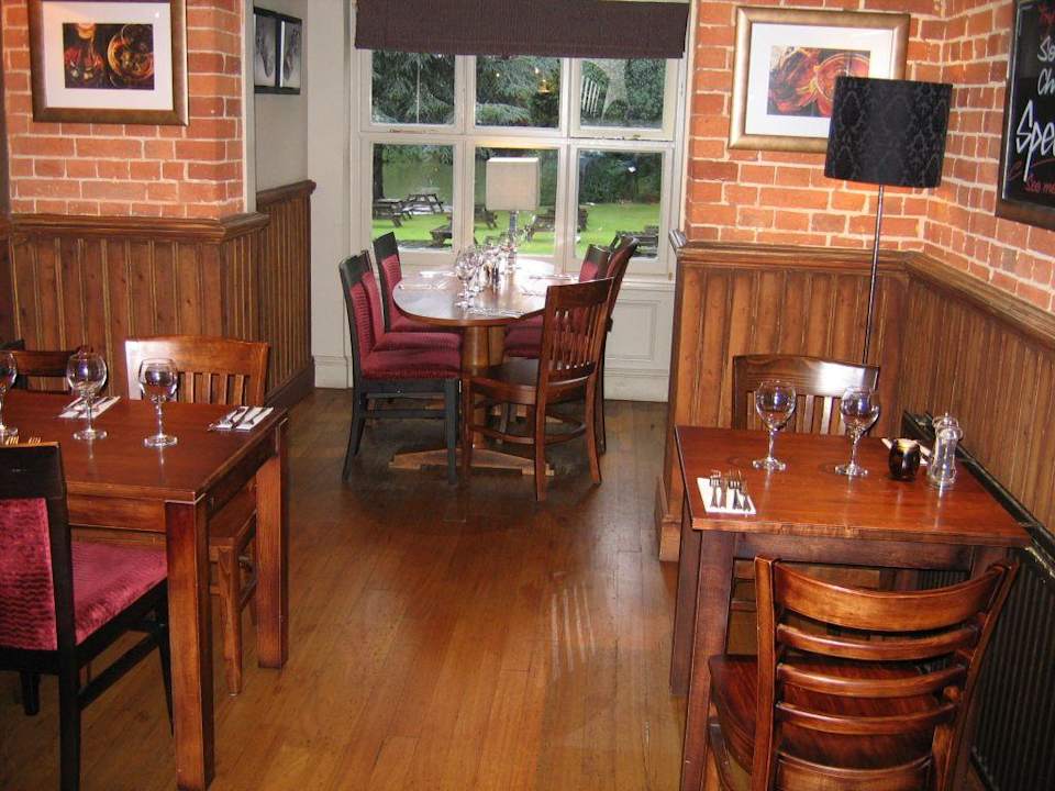 Restaurant Worplesdon Place Hotel