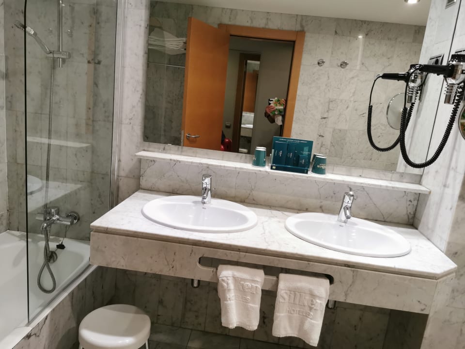 Zimmer Silken Hotel Indautxu