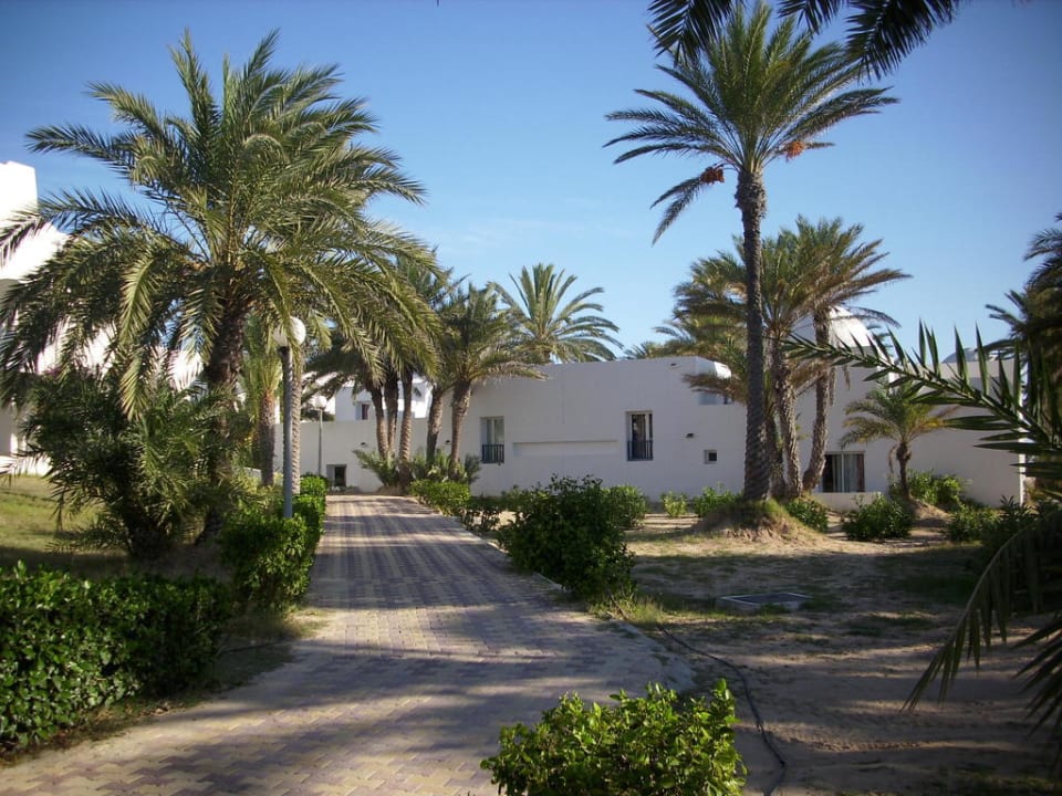 Die schöne Gartenanlage Hotel El Mouradi Djerba Menzel