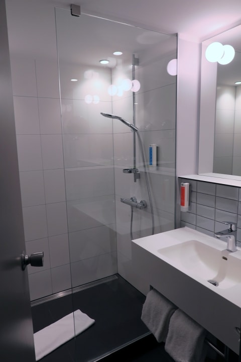 Zimmer Vienna House Easy by Wyndham Leipzig