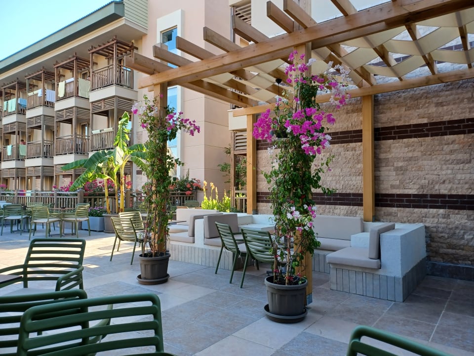 Gastro Can Garden Resort
