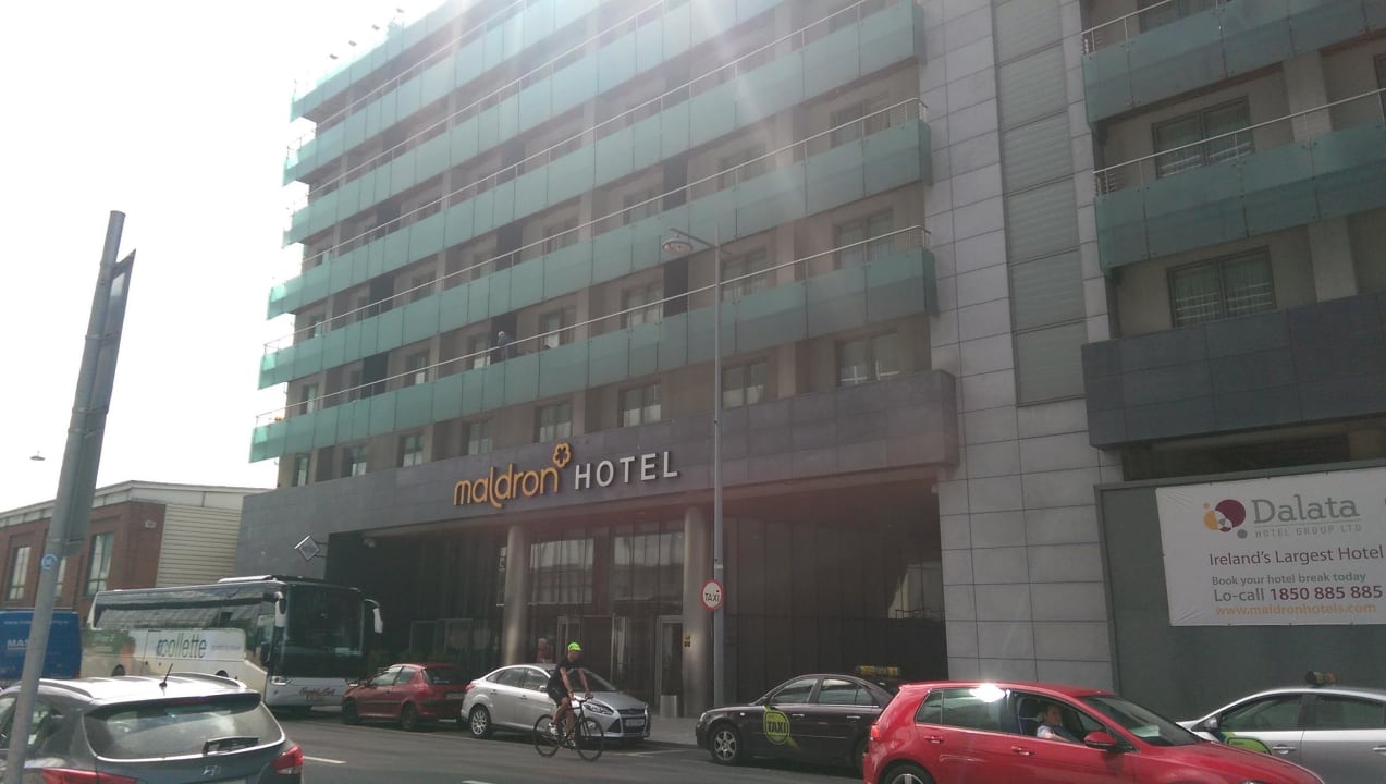 Aussenansicht Clayton Hotel Cardiff Lane