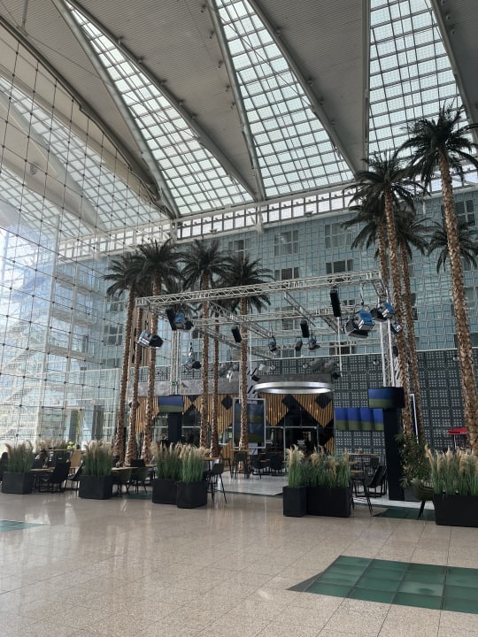 Lobby Hilton Munich Airport