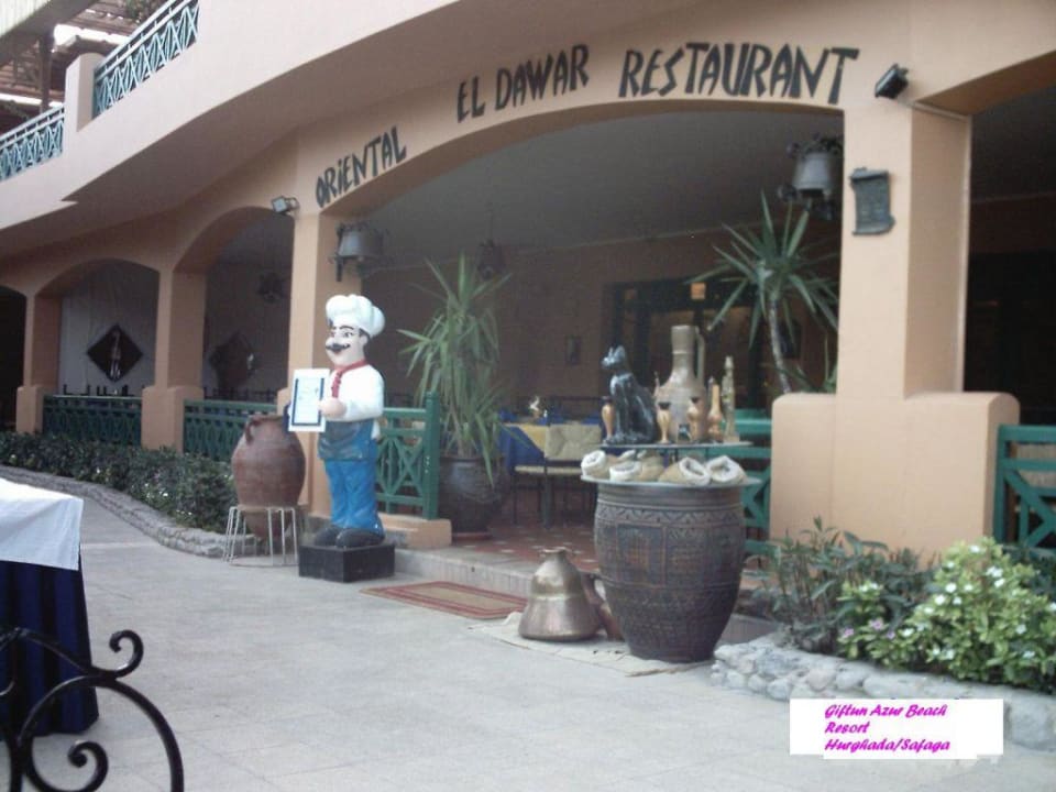 Eingang des Orientalischen Restaurants. Giftun Azur Resort