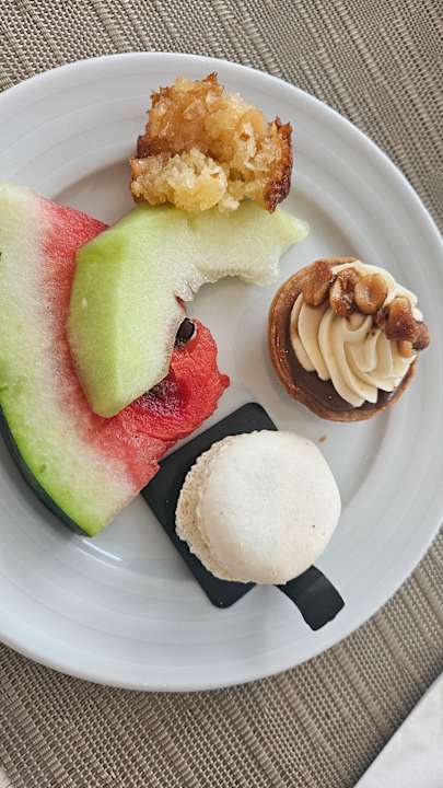 Gastro Knossos Beach Bungalows Suites Resort & Spa