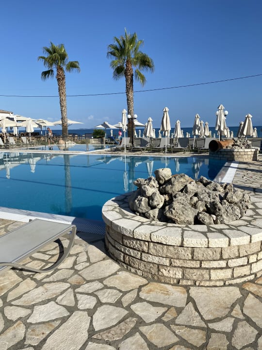 Pool Acharavi Beach Hotel