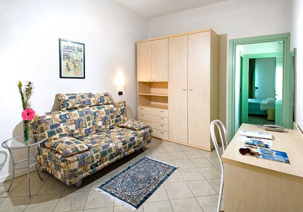 Camera con salotto Hotel K2 Cervia