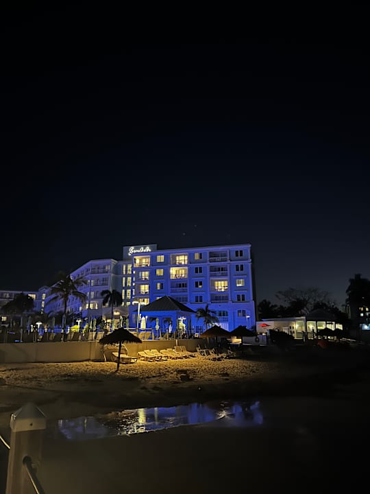 Außenansicht Sandals Royal Bahamian