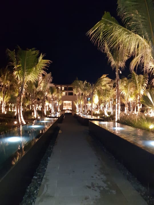 Gartenanlage Lopesan Costa Bávaro Resort, Spa & Casino