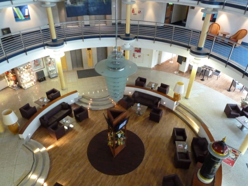 Eingang ACHAT Hotel Magdeburg