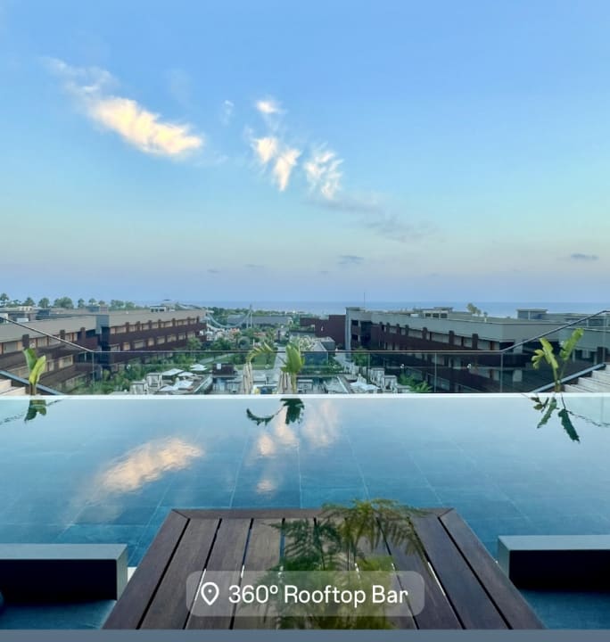 Pool Jacaranda Luxury Resort