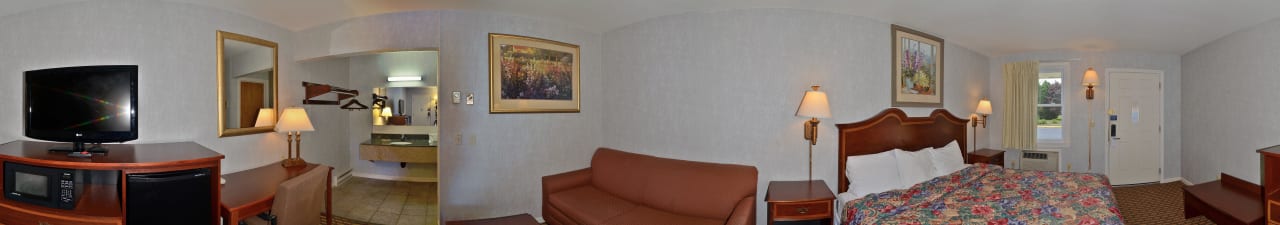 1 king Bed Econo Lodge Sturbridge