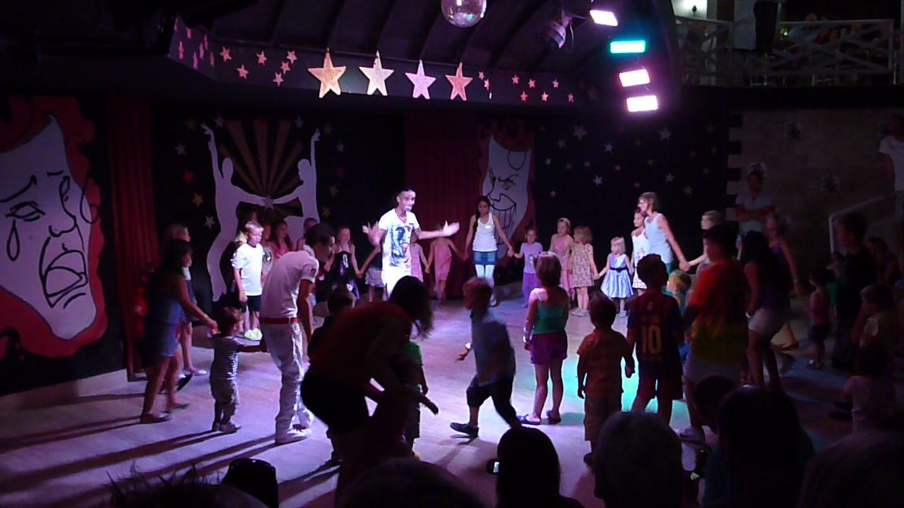 Mini-Disco Seaden Corolla Hotel