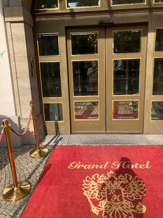 Außenansicht Best Western Premier Grand Hotel Russischer Hof