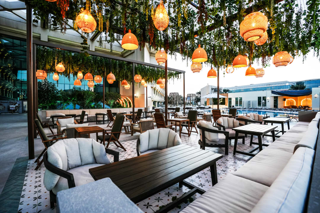 Gastro Mövenpick Grand Al Bustan Dubai