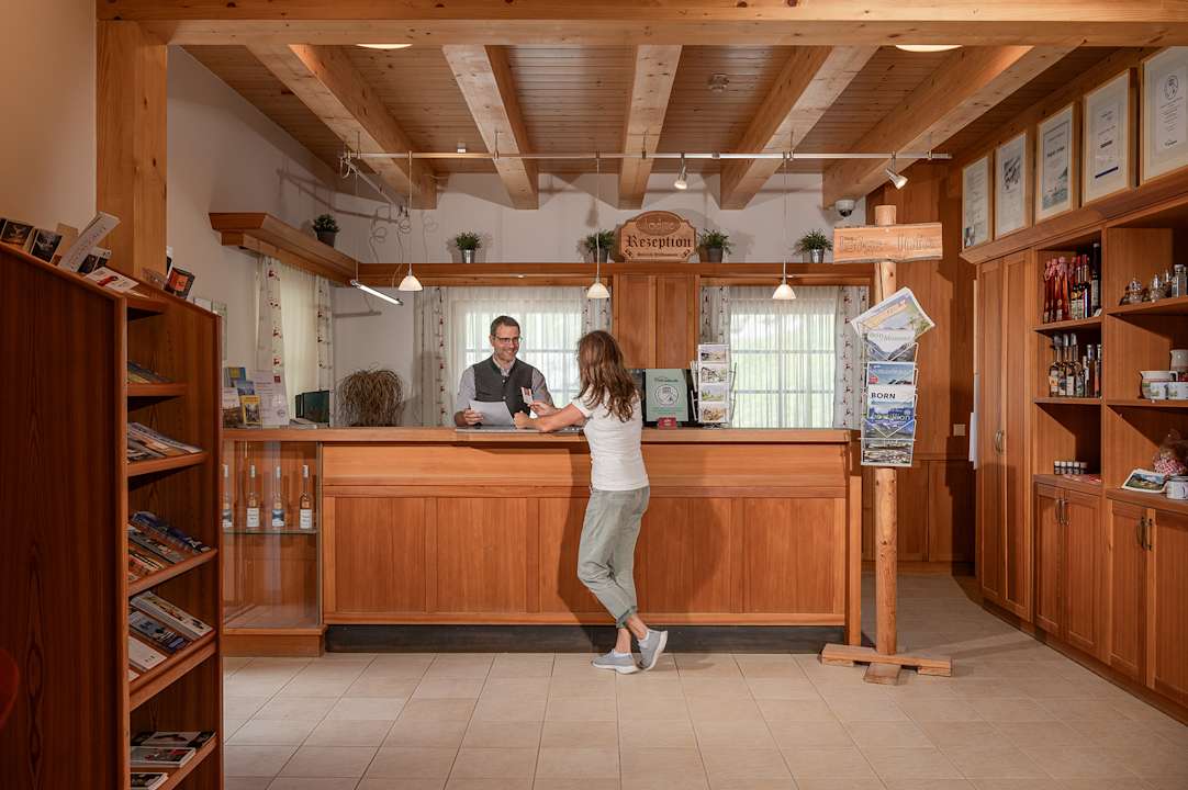 Lobby AlpenParks Hagan Lodge