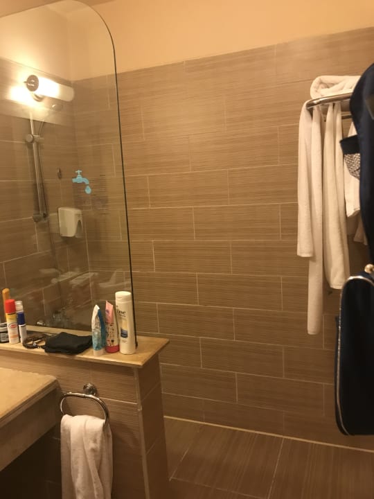 Zimmer Jaz Dar EL Madina