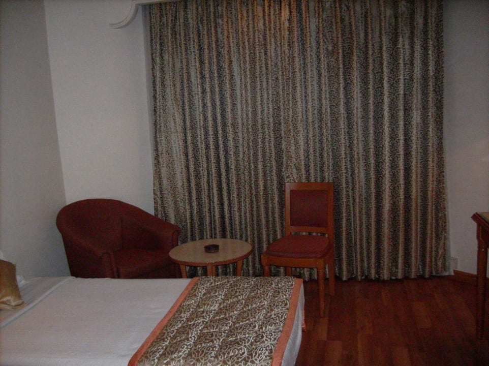 Zimmer 305 Royal Singi Hotel