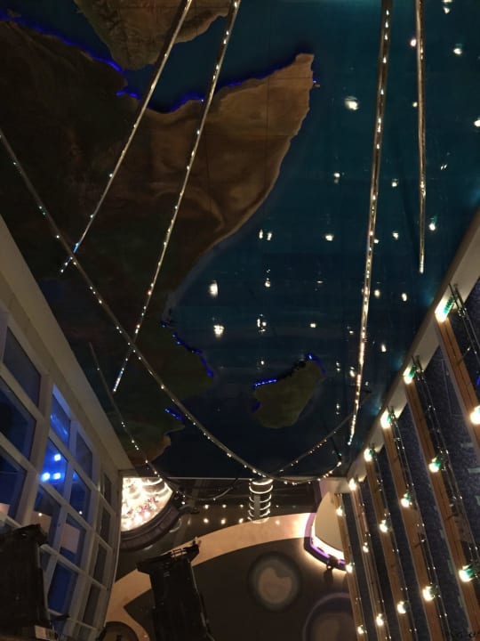 Lobby 25 Etagen Jumeirah Beach Hotel