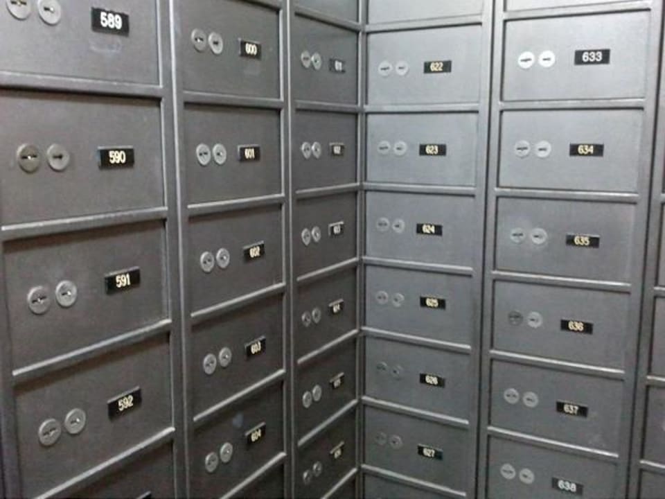 Zentraler Saferaum in der Lobby Hotel Cala D'Or Park