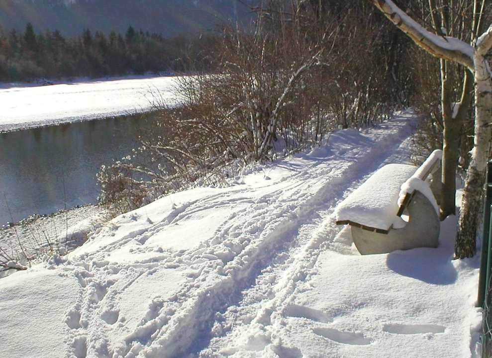 Winterweg am Lechfluss Pension beim Krümmling
