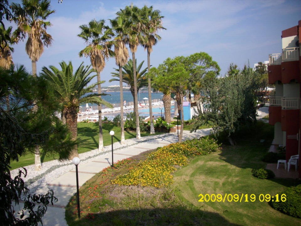 Ausblick vom Zimmer im 2. Stock Ephesia Holiday Beach Club
