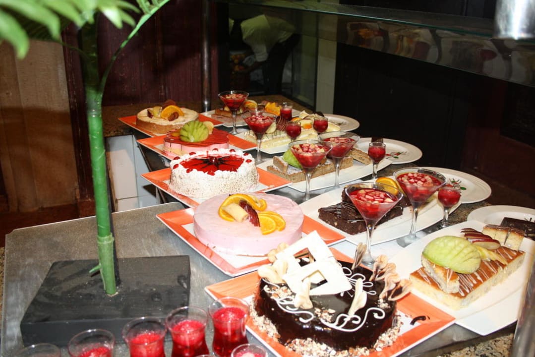 Kuchenbuffet  SUNRISE Royal Makadi Resort