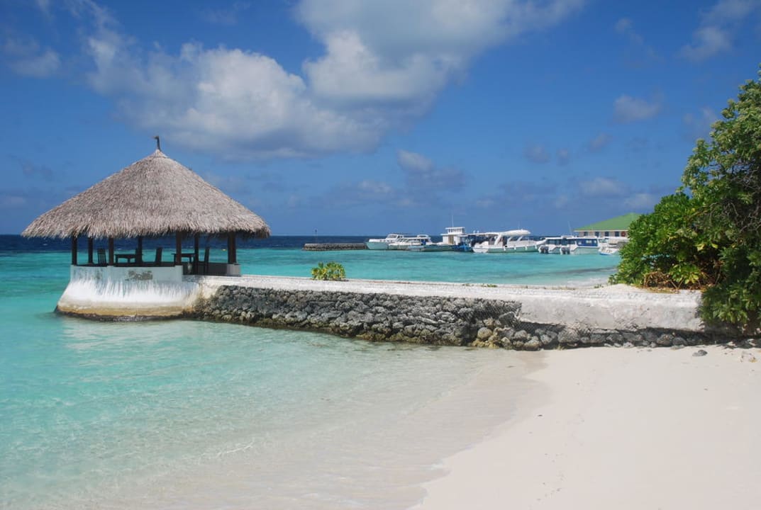 Blick Richtung Tauchschule Eri Maldives