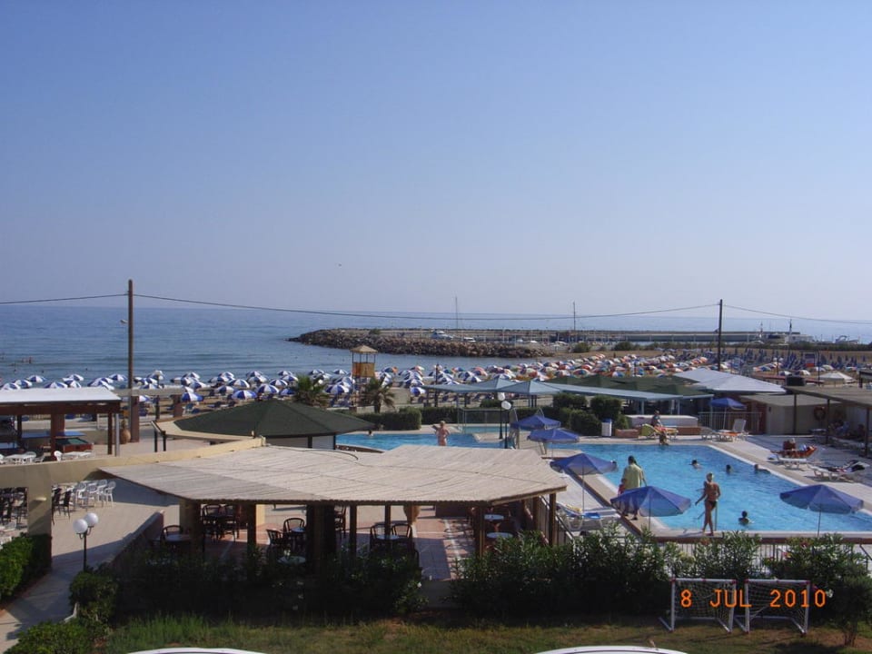 Ausblick Pool - Strand Astir Beach