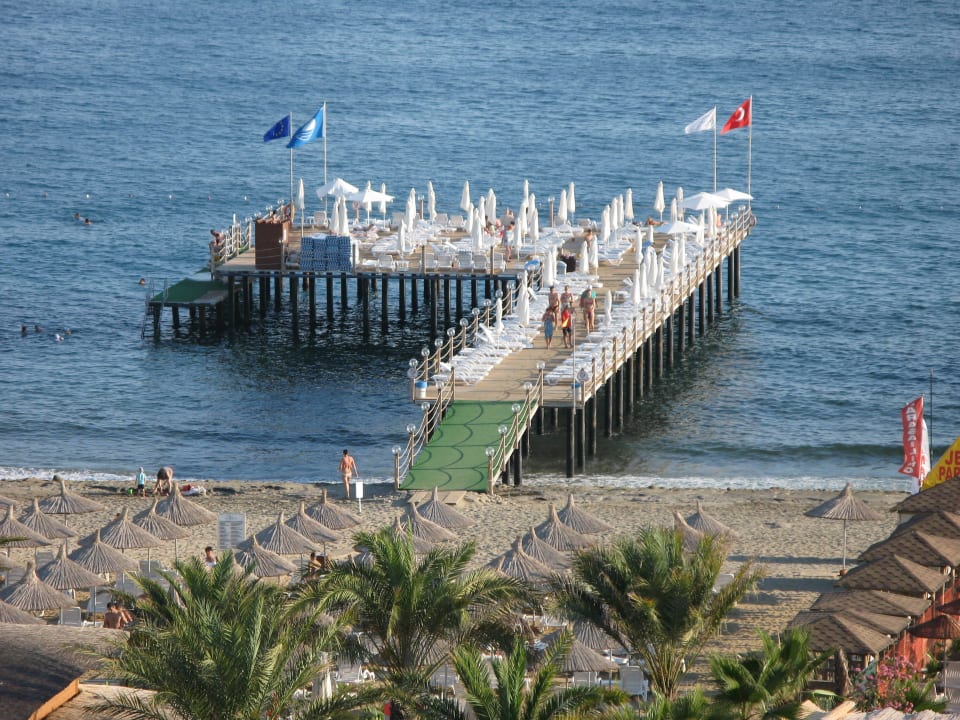 Steg Quattro Beach Spa & Resort