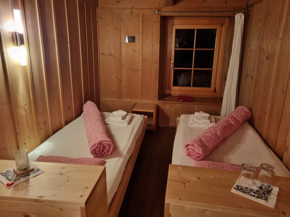 Zimmer Berghaus Niesen-Kulm