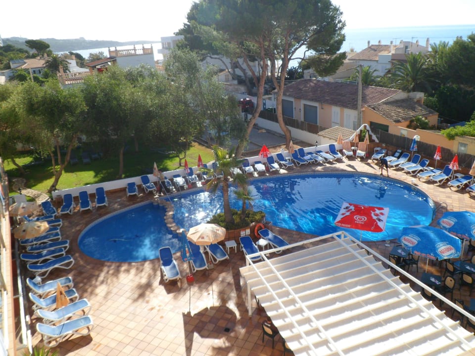 Blick zum Pool Hotel Clumba