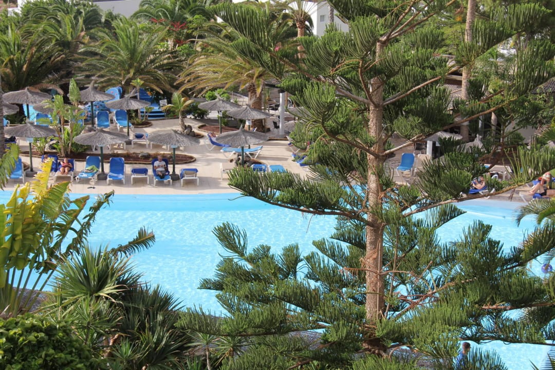 Blick aus dem Glasaufzug allsun App.-Hotel Esquinzo Beach