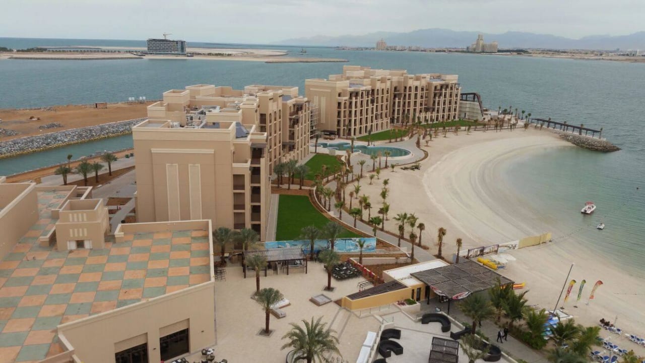 Blick auf den Erweiterungsbau DoubleTree by Hilton Resort & Spa Marjan Island