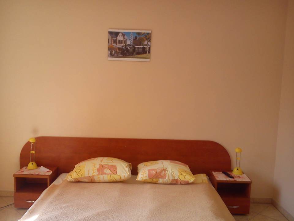 Łóżko małżeńskie Dom Wypoczynkowy Lago