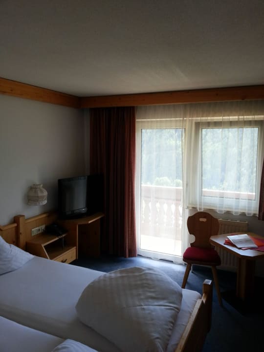 Angenehme Zimmergröße Hotel Alpenfriede