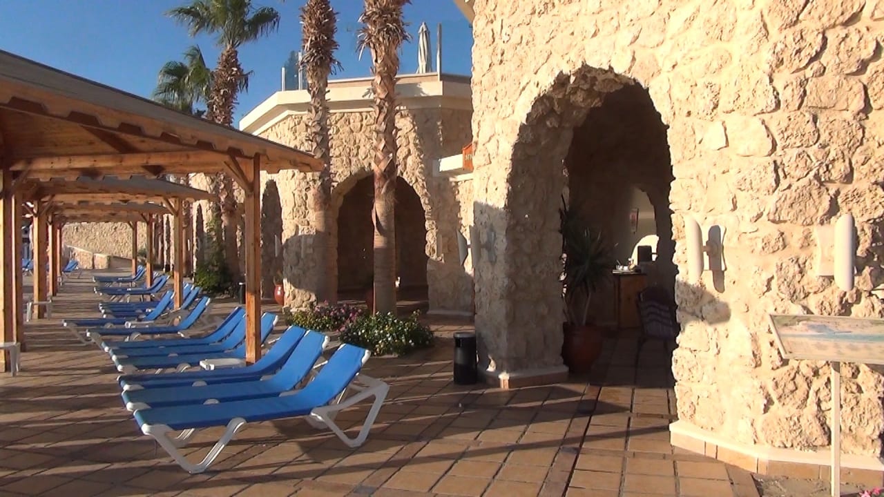 Infinity Pool Pickalbatros Citadel Resort