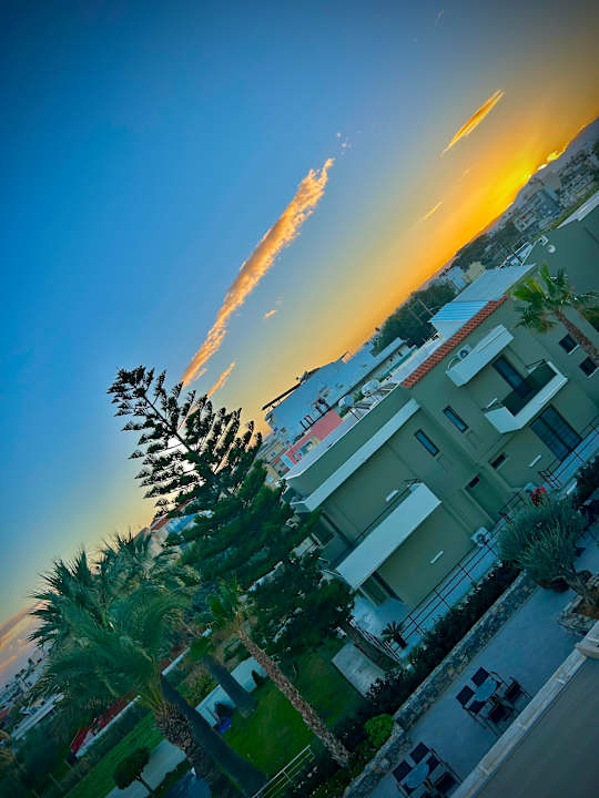 Ausblick Petousis Hotel & Suites