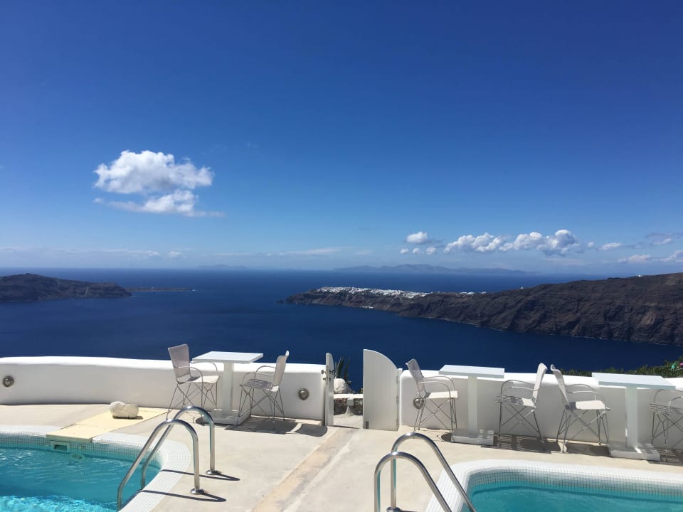 Blick aus der Juniorsuite White Santorini Hotel