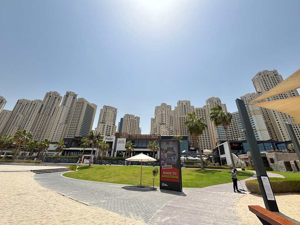 Strand Amwaj Rotana Jumeirah Beach Residence