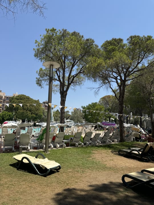 Pool Xanadu Resort Hotel