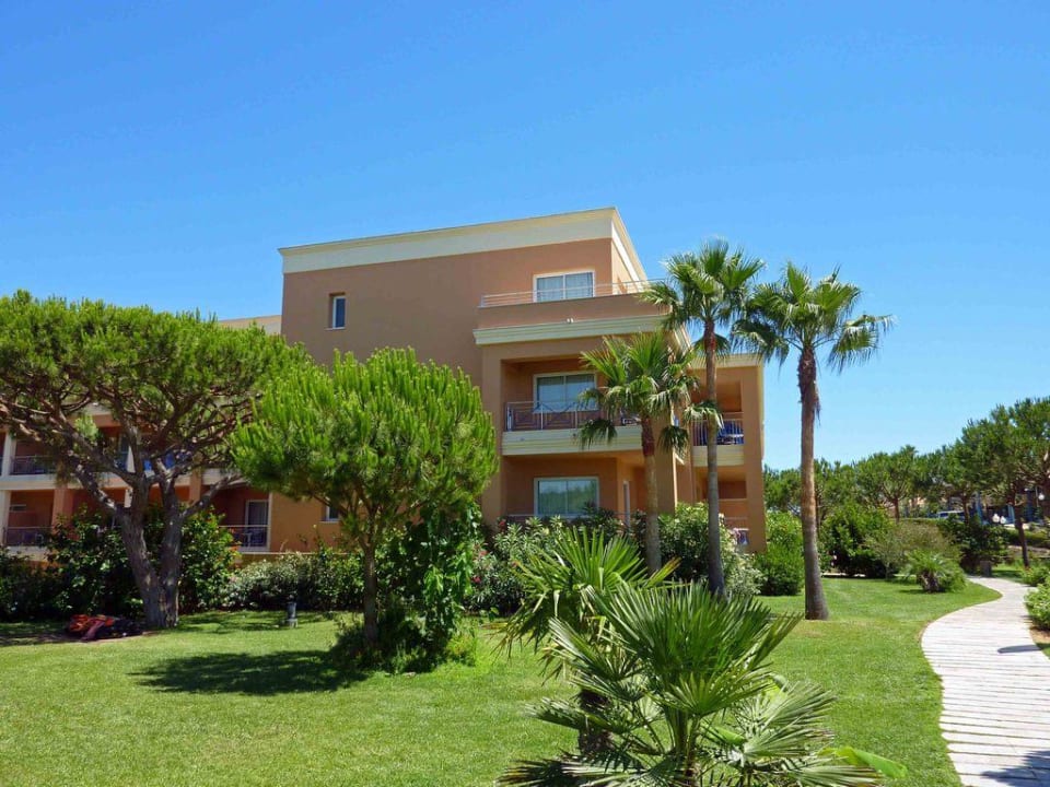 Blick vom Activitypool auf Hotelanlage Hipotels Barrosa Garden
