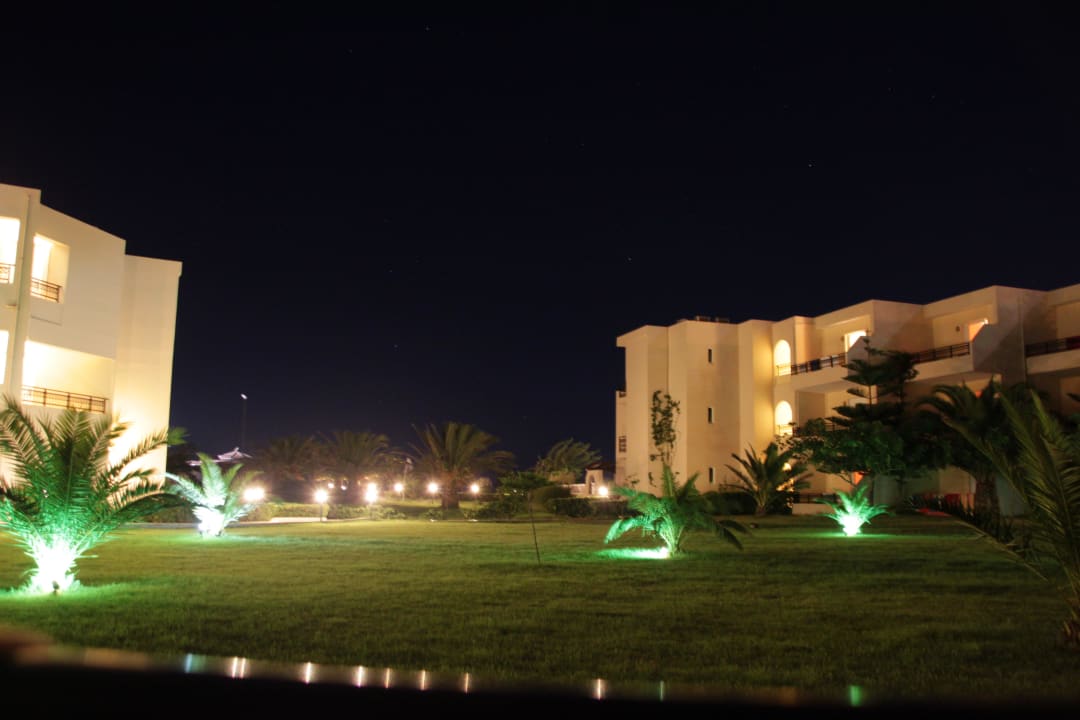 Blick aus Zimmer bei Nacht Vantaris Palace