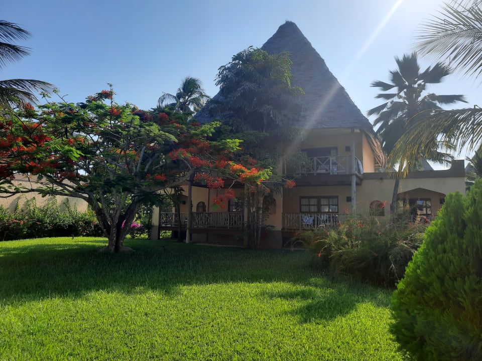 Außenansicht Neptune Pwani Beach Resort & Spa