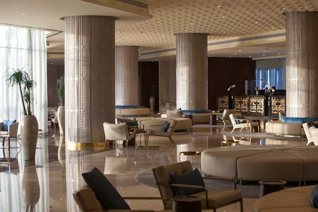 Lobby Grand Millennium Muscat