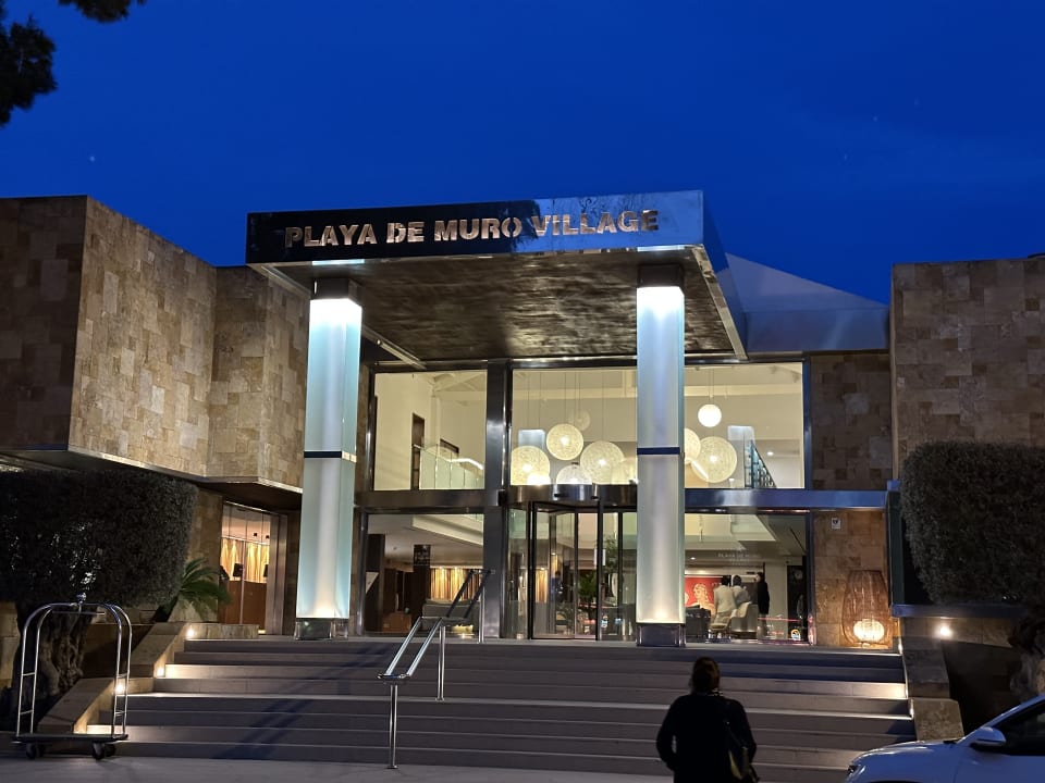 Außenansicht Iberostar Selection Playa de Muro Village